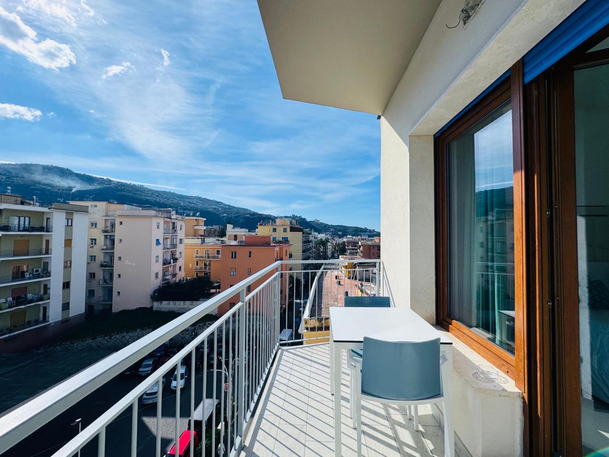 Vera Gioia Rooms De Charme Sorrento Esterno foto